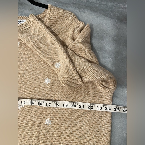 NWT Serengeti Size 1X Tan White Embroidered Snowflake Pine Tree Knit Tunic - Picture 12 of 12